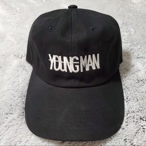 Matchine Gun Kelly dad hat